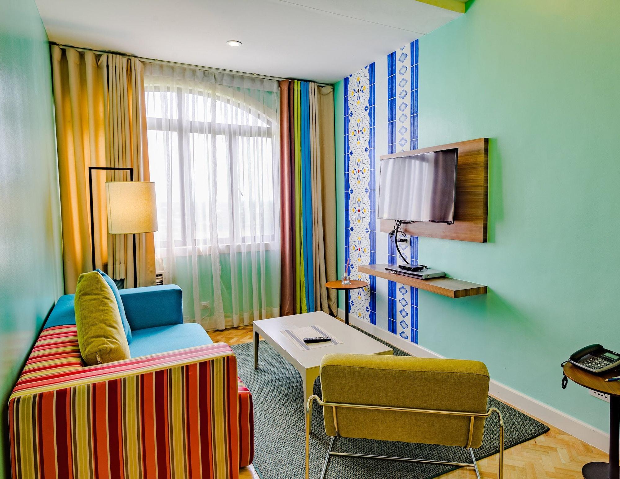 Parque Espana Residence Hotel Muntinlupa City Экстерьер фото