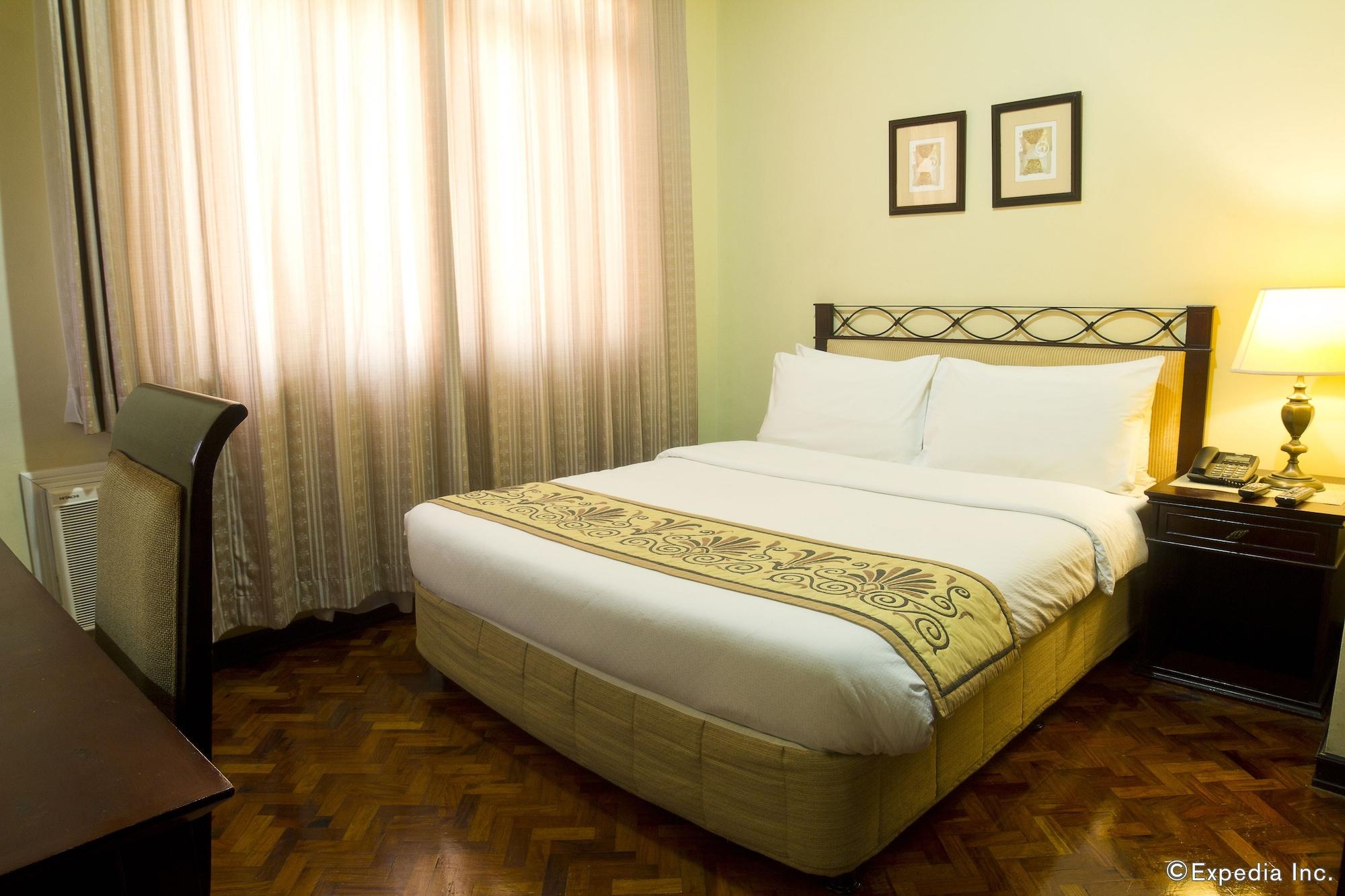 Parque Espana Residence Hotel Muntinlupa City Экстерьер фото