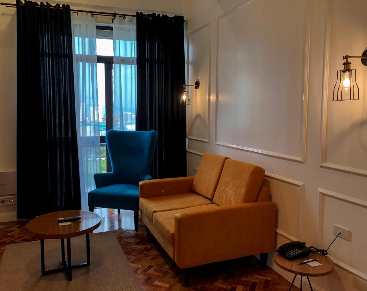 Parque Espana Residence Hotel Muntinlupa City Экстерьер фото